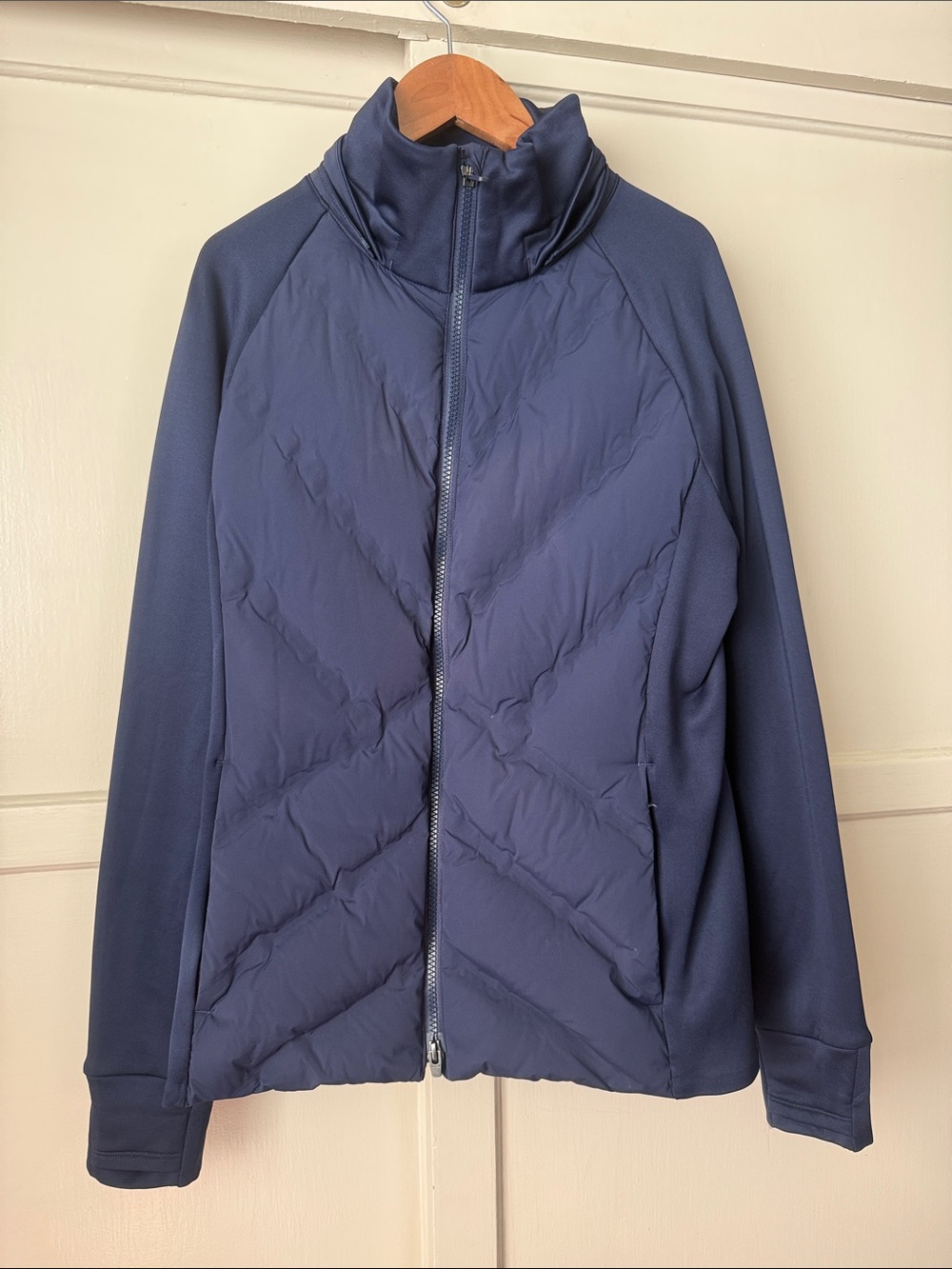 Athleta Inlet Puffer Running Jacket Navy Blue Excellent Condition